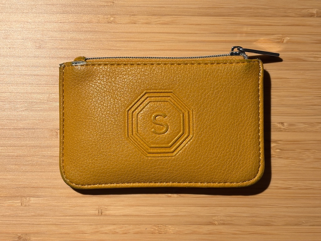 サマリテーヌのカードウォレット（表）