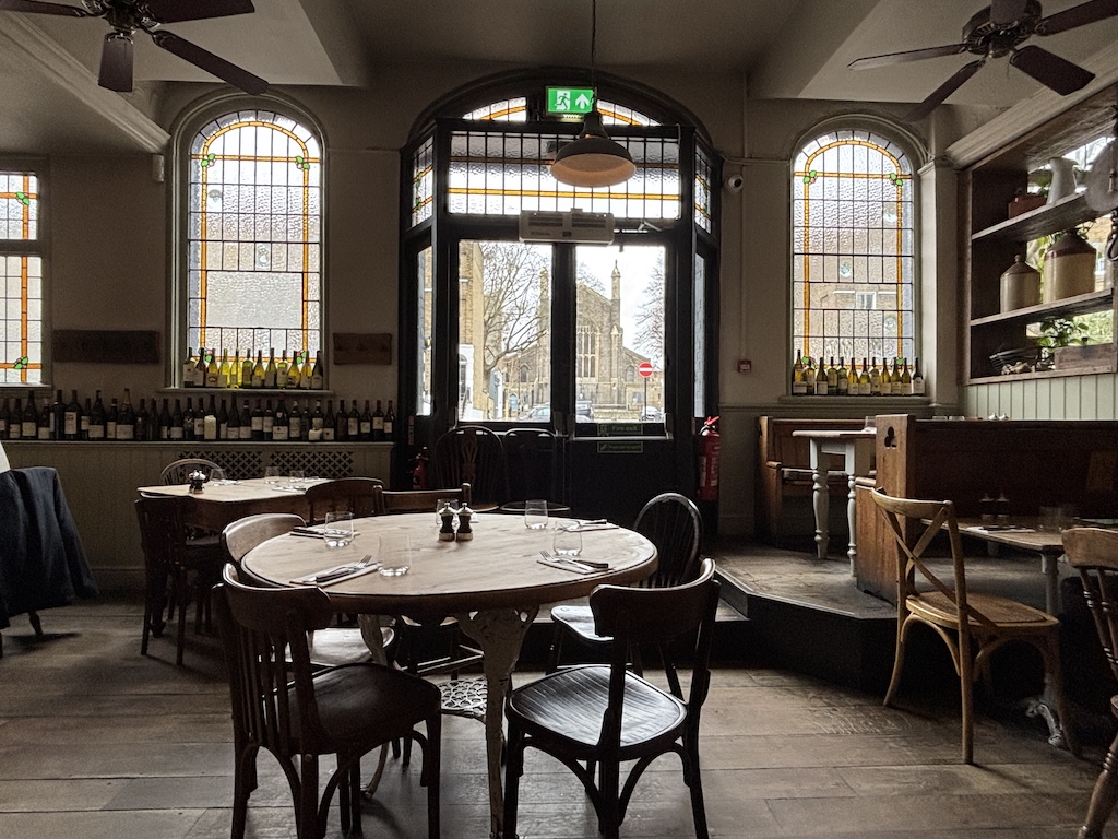 The Pig and Butcher, Ambience2